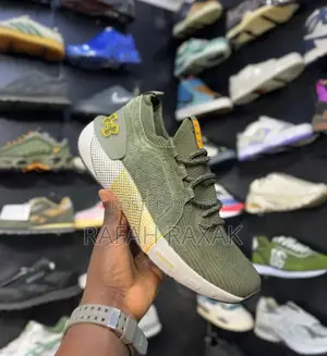 Original Green Under Armour Hovr Phantom 3 Trainer Sneakers