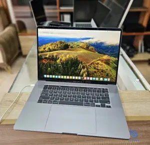 New Laptop Apple MacBook Pro 16GB Intel Core I7 SSD 512GB
