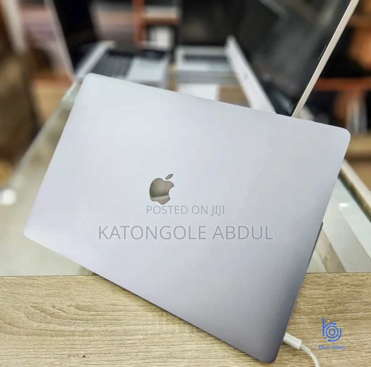 New Laptop Apple MacBook Pro 16GB Intel Core I7 SSD 512GB