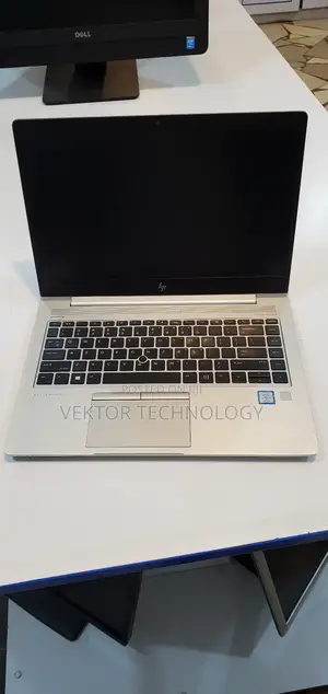 Laptop HP EliteBook 840 G5 8GB Intel Core I5 HDD+SSD 256GB