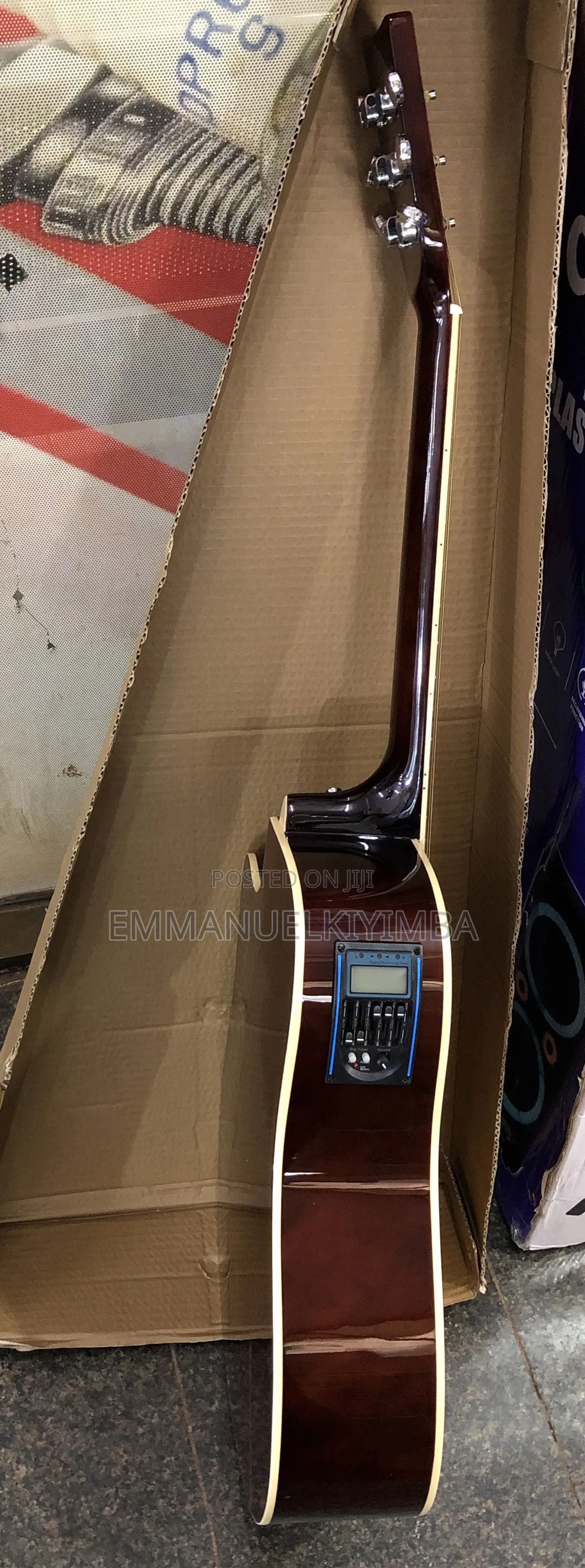 Yamaha Acoustic Guitar