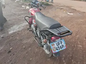 TVS HLX 125 2022 Red