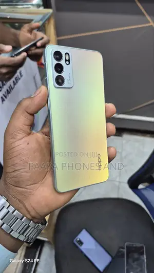 Oppo Reno6 128 GB Gold