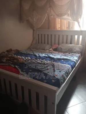 Used Manster Bed