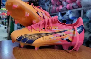 Puma Ultra Ultimate X Christian Pulisic FG AG Soccer Boots