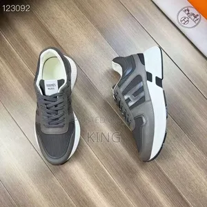 Swift Finesse Sneakers