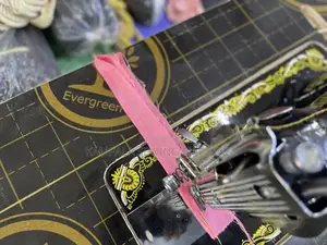 New Singer Sewing Machine New With Warranty and Complete
