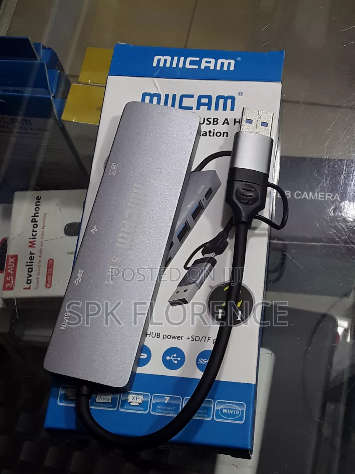 Miicam 5 -in - 1 Usb C / Usb a Hub Docking Station