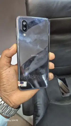 Sharp Sense 3 Plus 64 GB Black