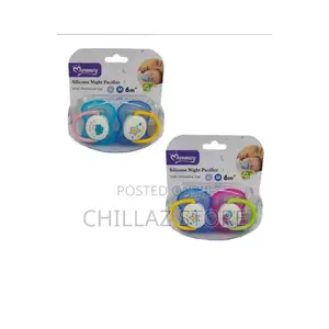 Momeasy Baby Silicone Night Pacifier.