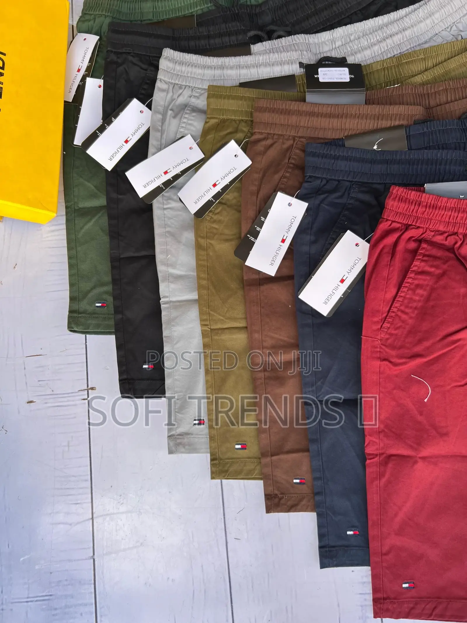 Gents Khaki Shorts