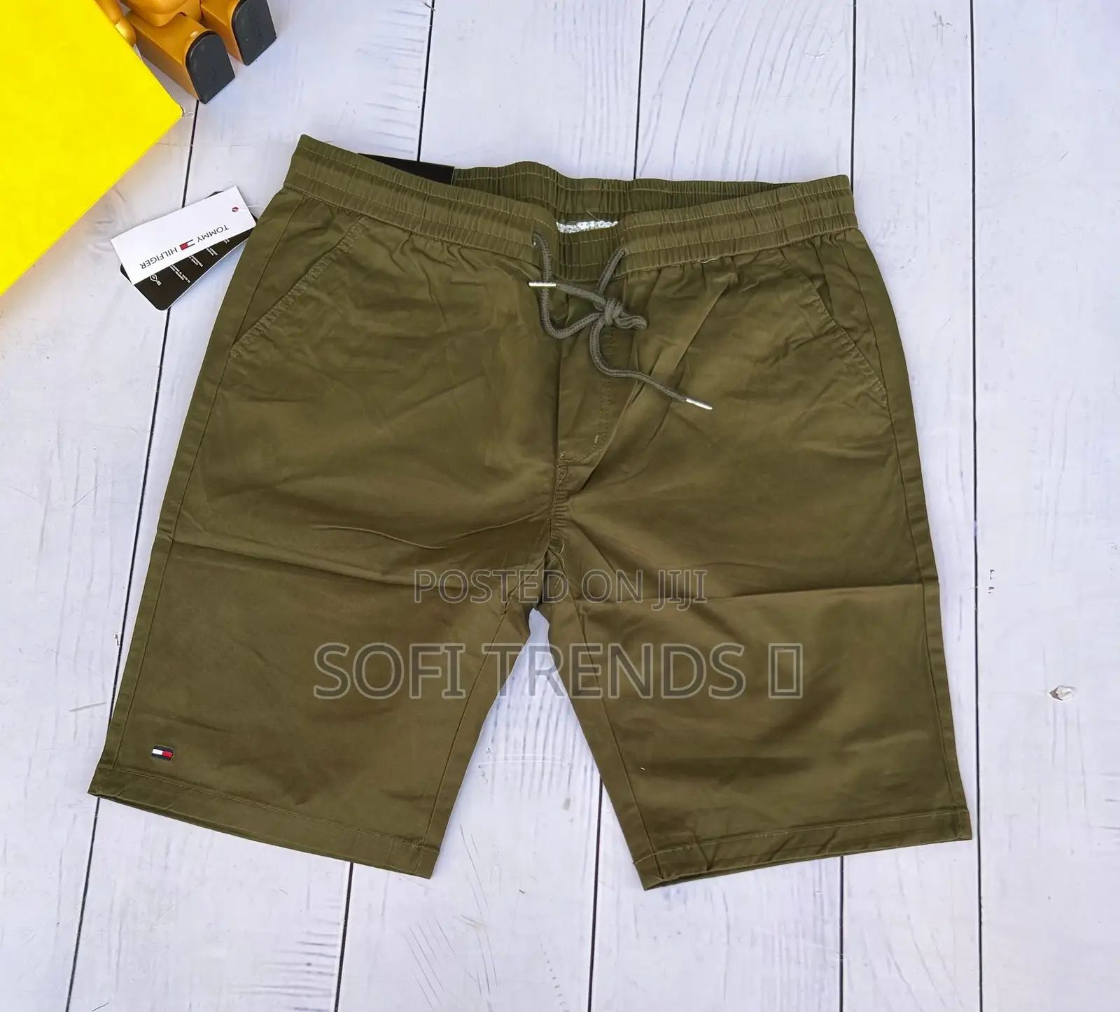 Gents Khaki Shorts