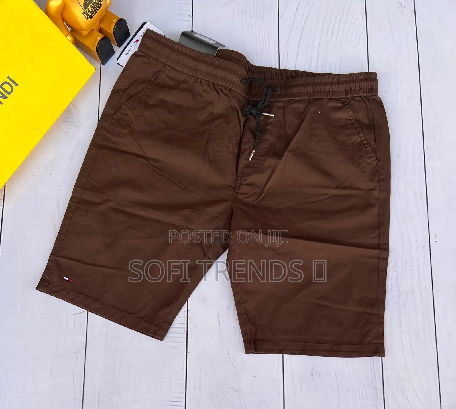 Gents Khaki Shorts