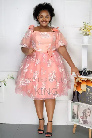 Aura Fancy Round Dress