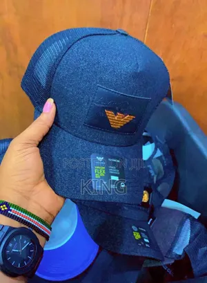 Comm Best Caps