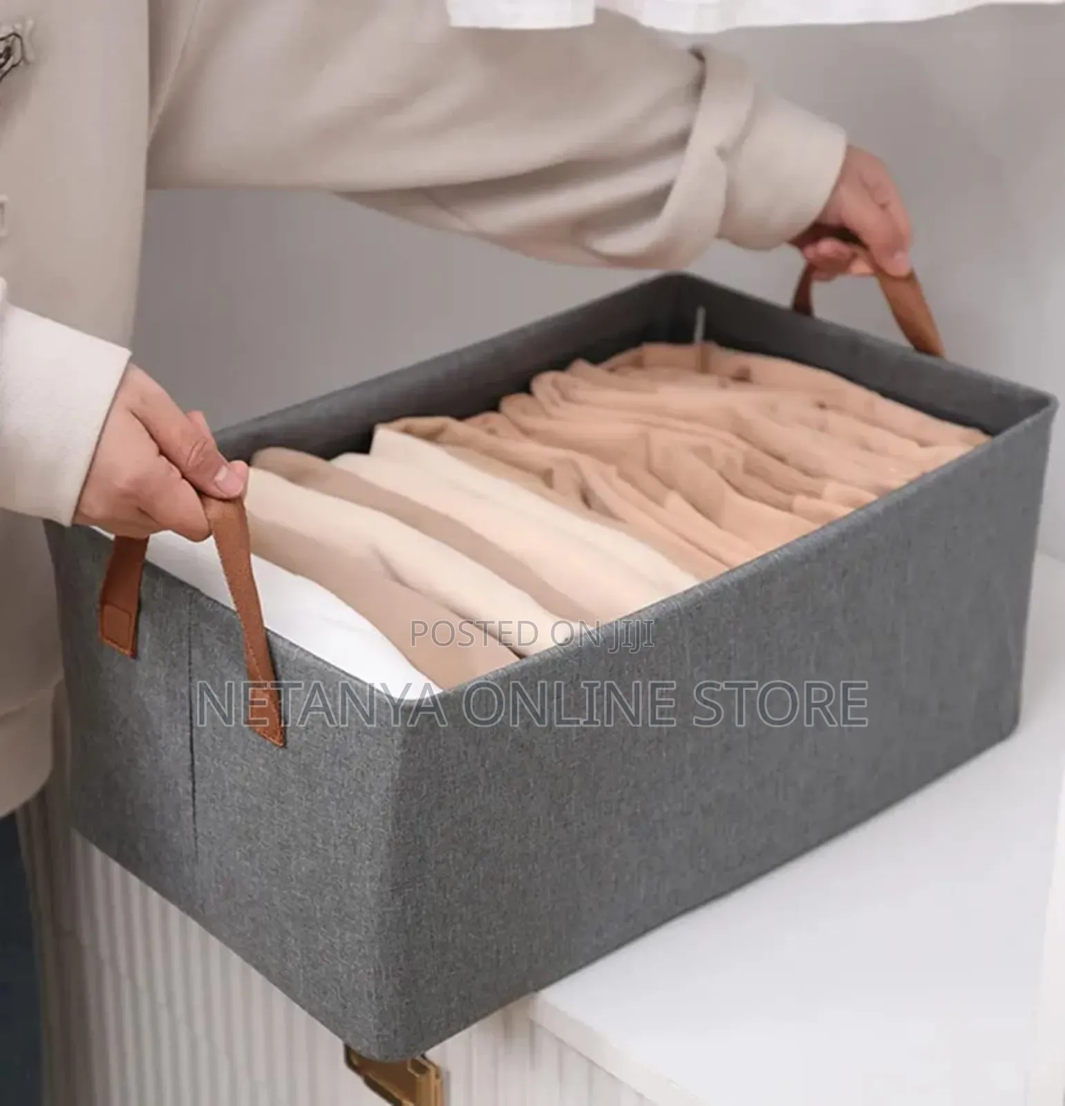 Collapsible Storage Box With Handle