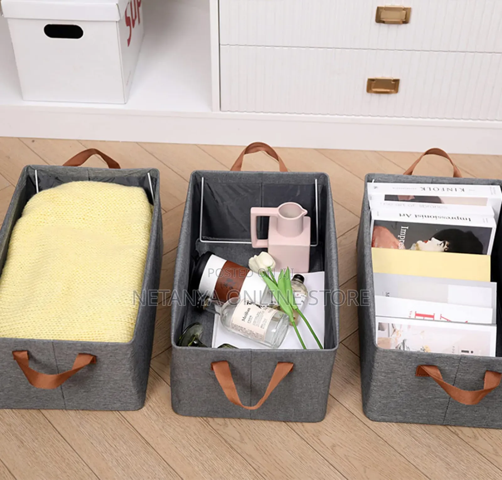 Collapsible Storage Box With Handle