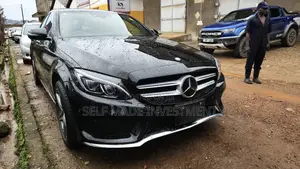 Mercedes-Benz C200 2015 Black