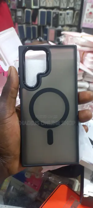 Samsung S22 Ultra Magnetic Cases