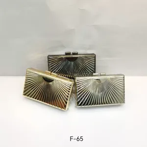 Top Classic Darlin Clutch Wallet. Clutch