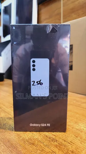 New Samsung Galaxy S24 FE 256 GB Green