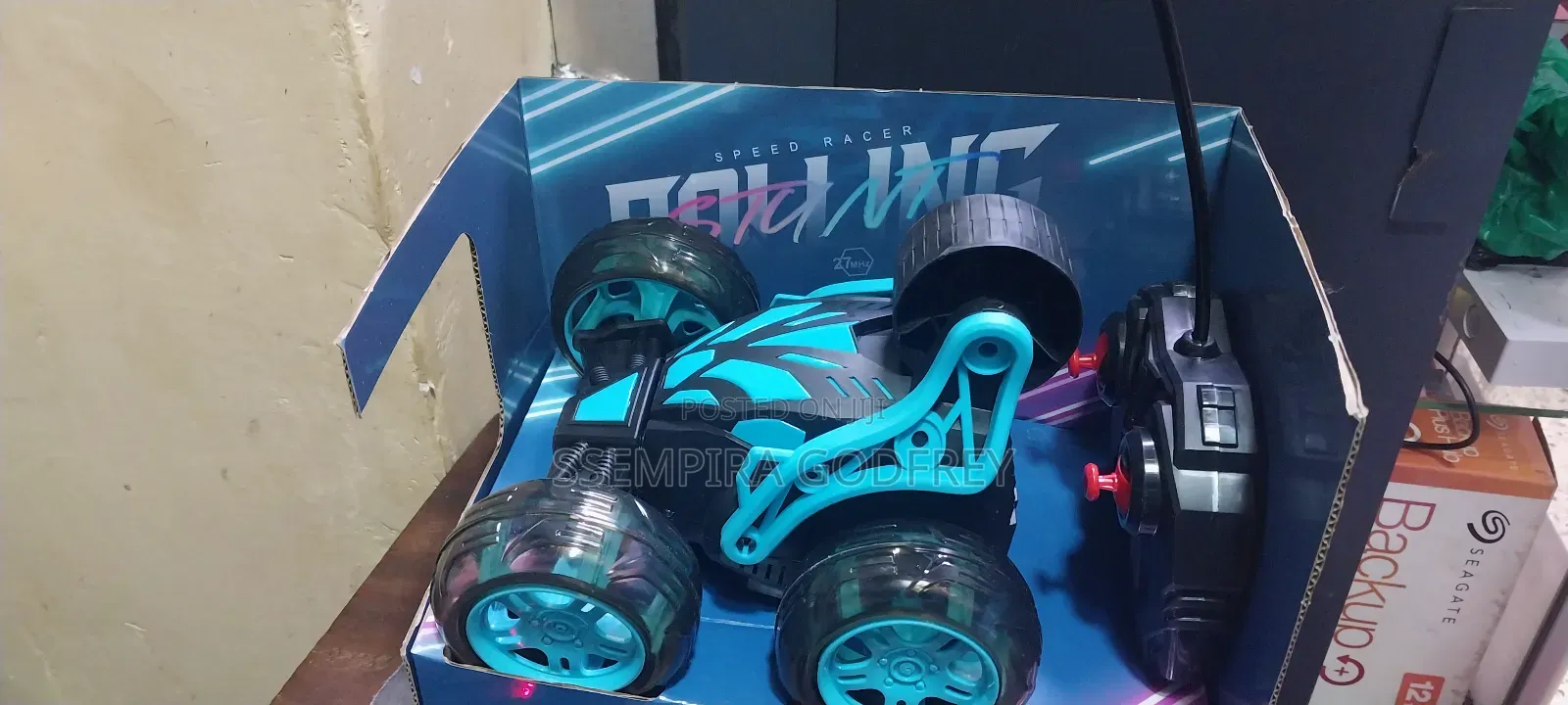 Motor Race Vehicle With Remote