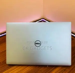 New Laptop Dell Precision 15 5520 16GB Intel Core I7 SSD 512GB