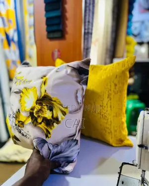 Stunn Cushions