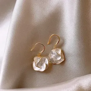 Ladies' Classy Earrings