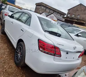Toyota Premio 1.8 AWD 2017 White
