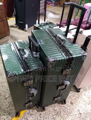 Noble Plastic Aluminium Suitcases. Medium. ( Green)