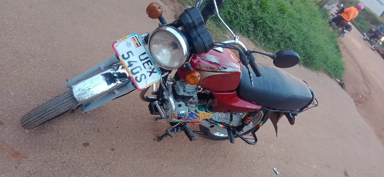 Bajaj Boxer 100 2021 Red