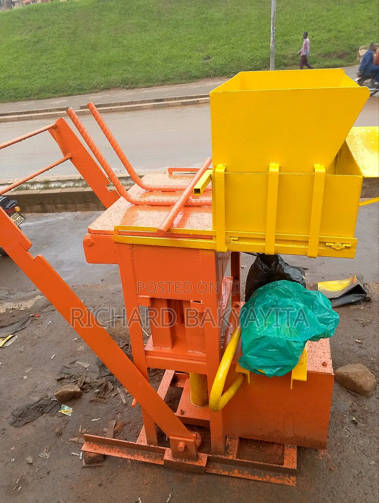 Hydrolic Interlocking Brick Making Machine