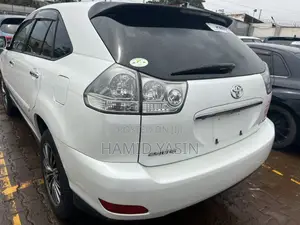 Toyota Harrier 2010 White