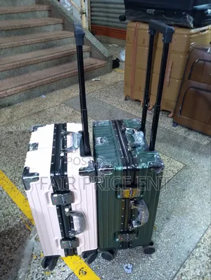 Noble Safari Suitcase. Small.( Pink)