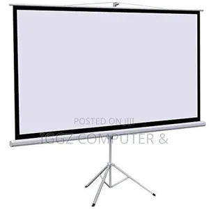 Projector Screen (180×180)