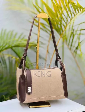 Legacy Deluxe Handbag