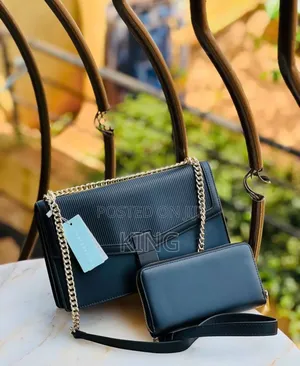 Cred Deluxe Handbag