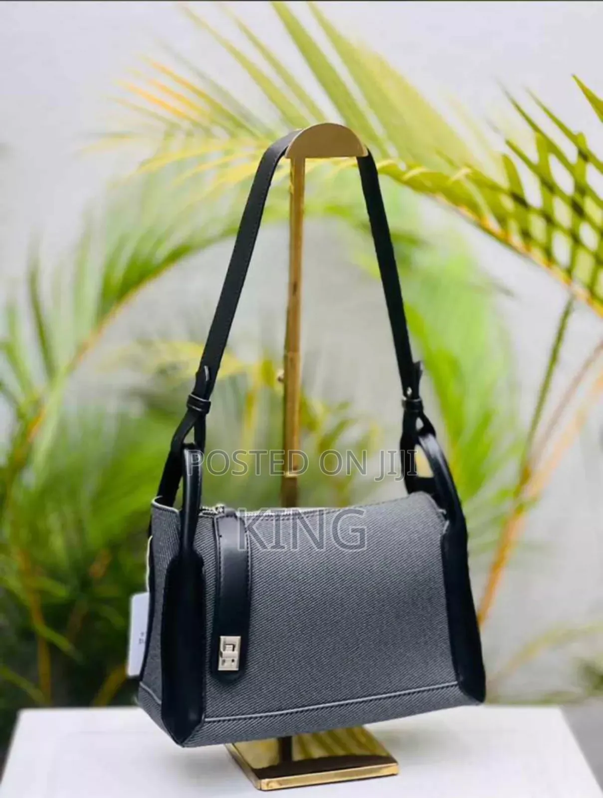 Maestro Deluxe Handbag