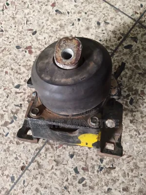 Engine Mounting for Nissan Navara 2015
