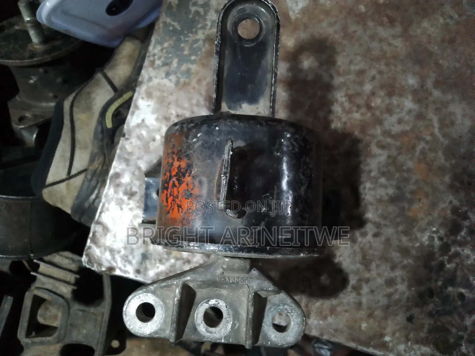 Engine Mounting Volvo Cars