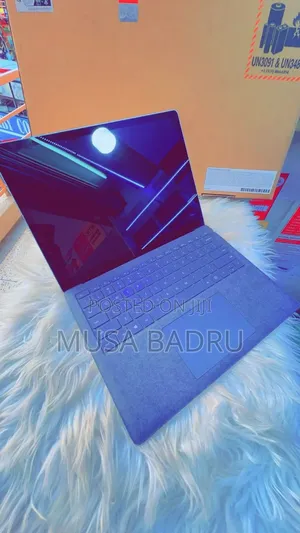 New Laptop 8GB Intel Core I5 SSD 256GB