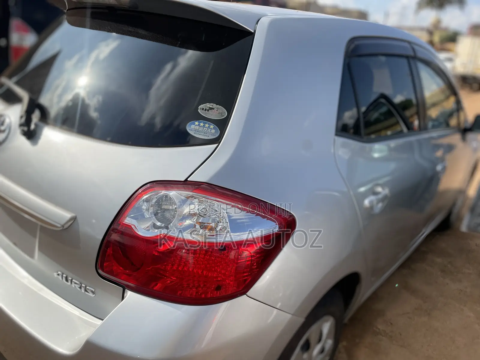 Toyota Auris 2009 Silver