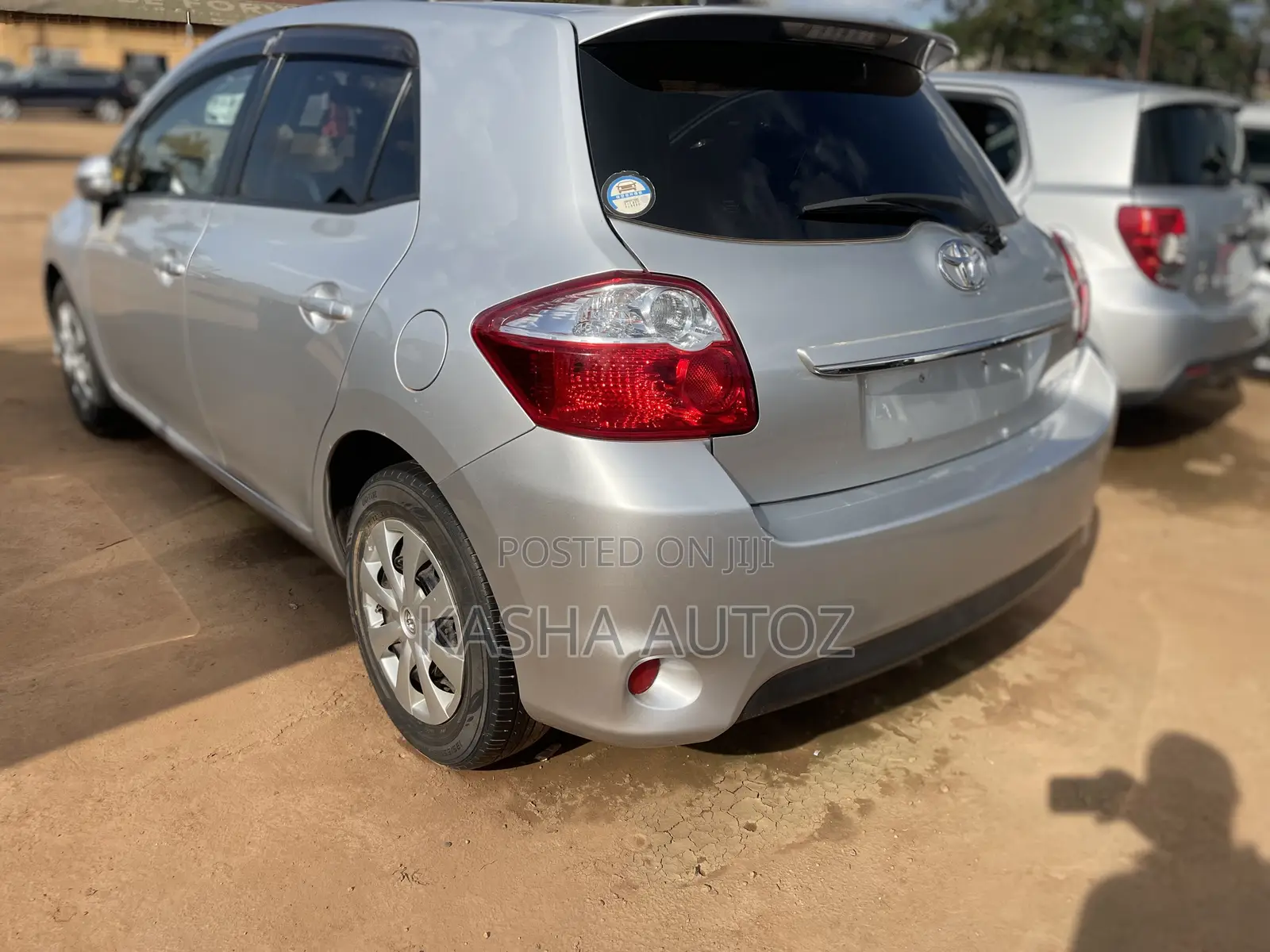 Toyota Auris 2009 Silver