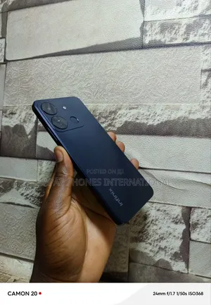 Infinix Smart 7 HD 64 GB White