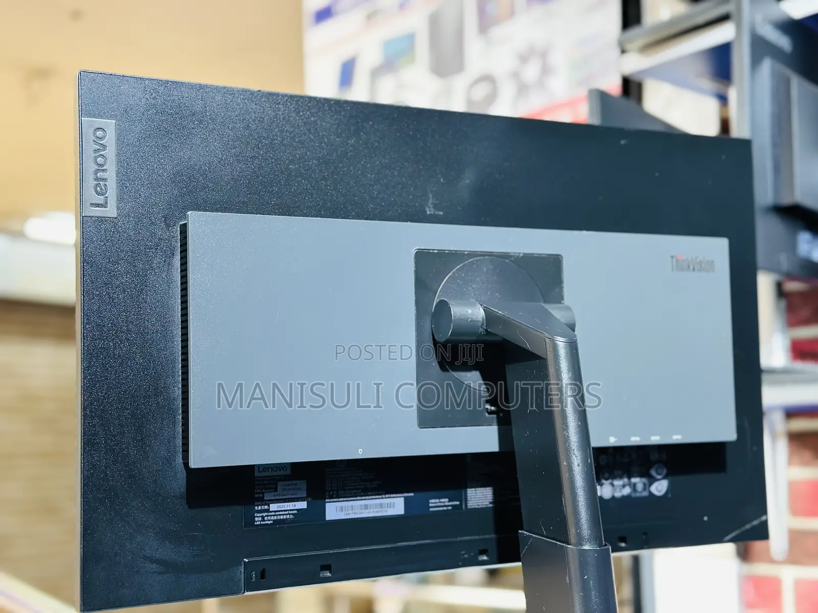Monitor Lenovo 24 Inch Screen Ips Display HDMI DP DIV