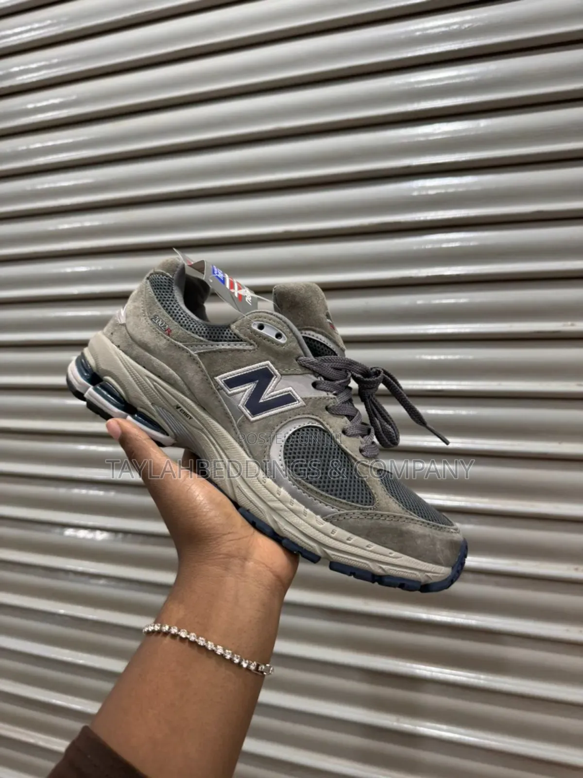 New Balance
2002R "Castlerock" Sneakers