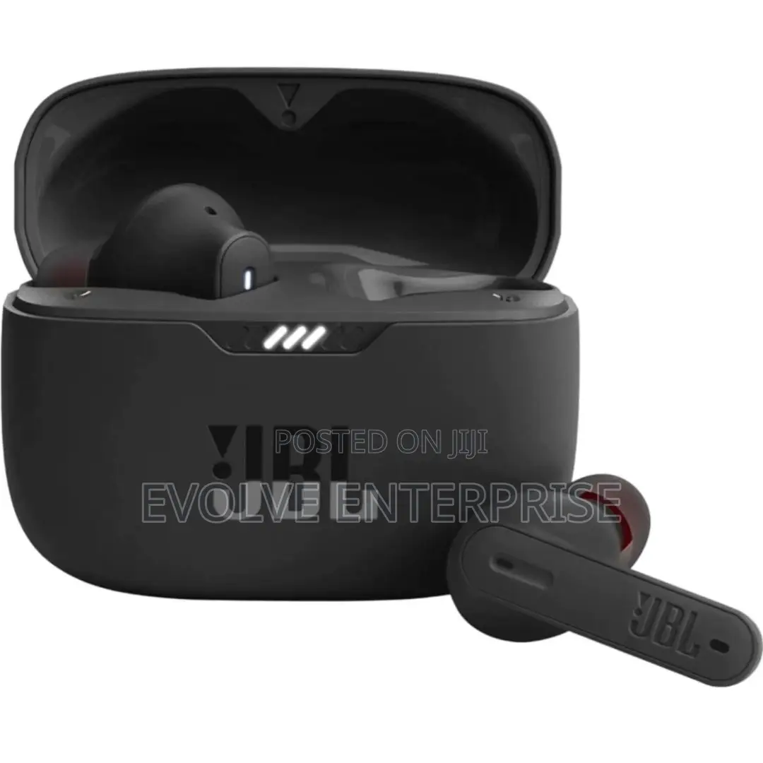 JBL Tune 235nc