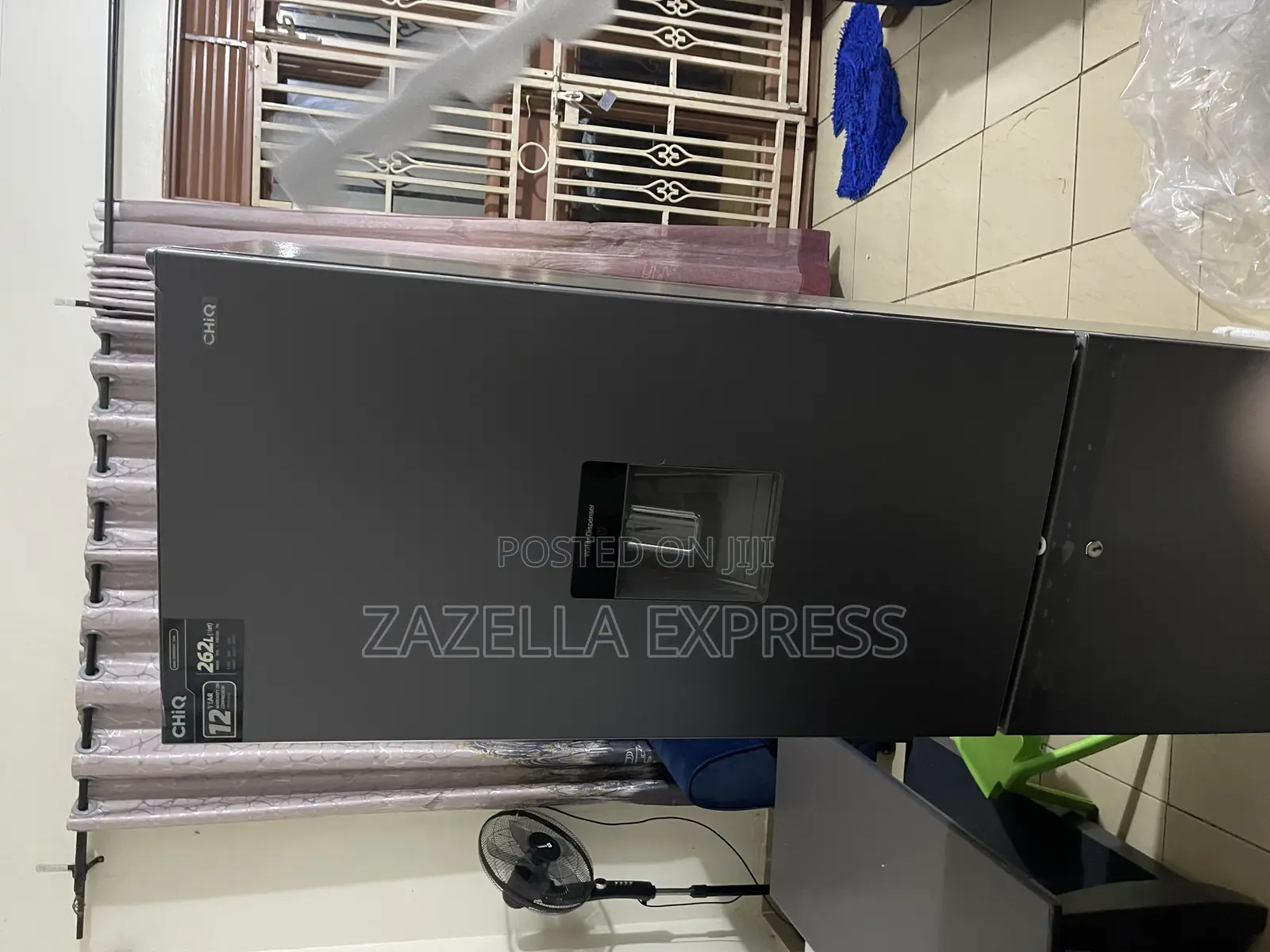Chiq 340l Fridge