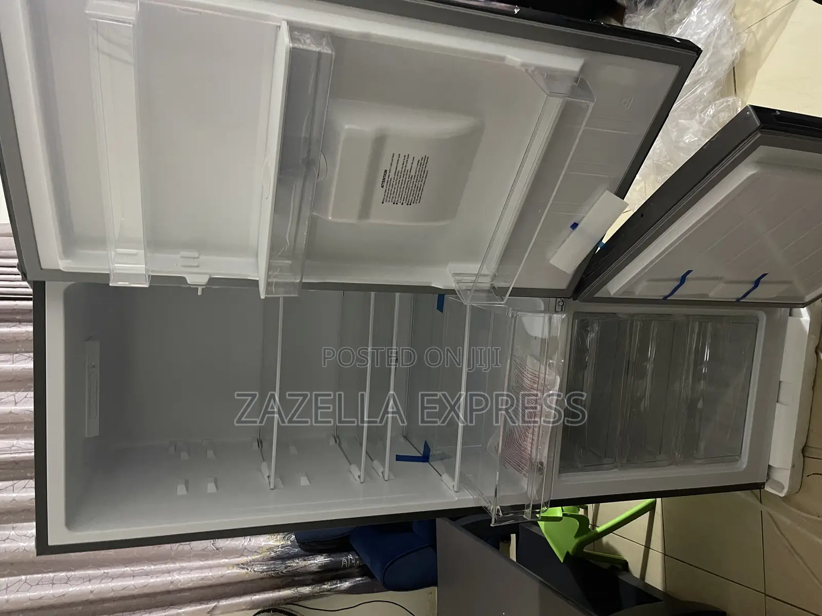 Chiq 340l Fridge